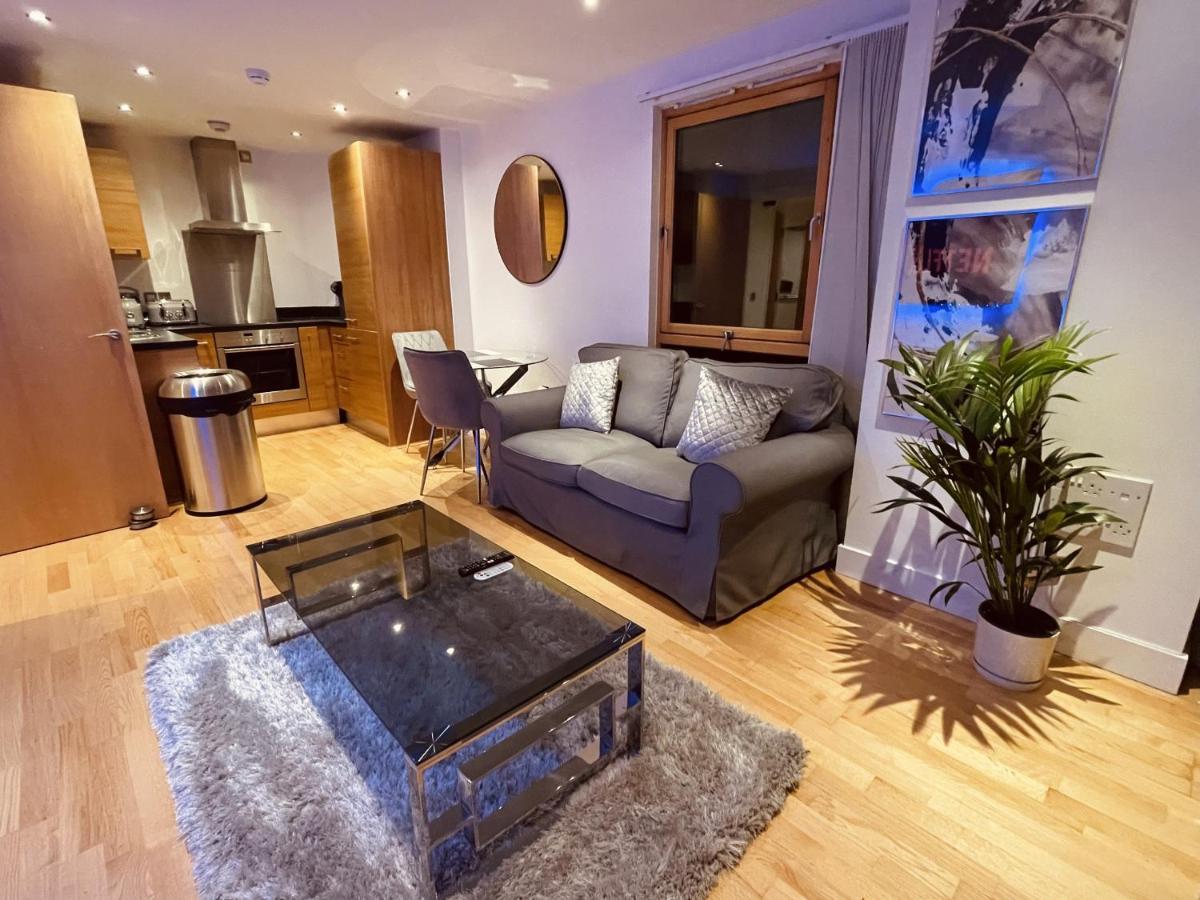 Deluxe City Apt Riverside Balcony &Free Parking Leeds (West Yorkshire) Exterior photo