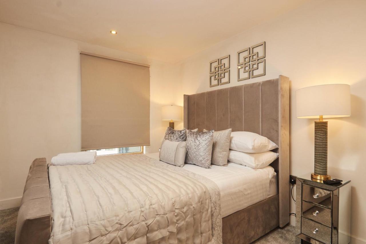 Deluxe City Apt Riverside Balcony &Free Parking Leeds (West Yorkshire) Exterior photo