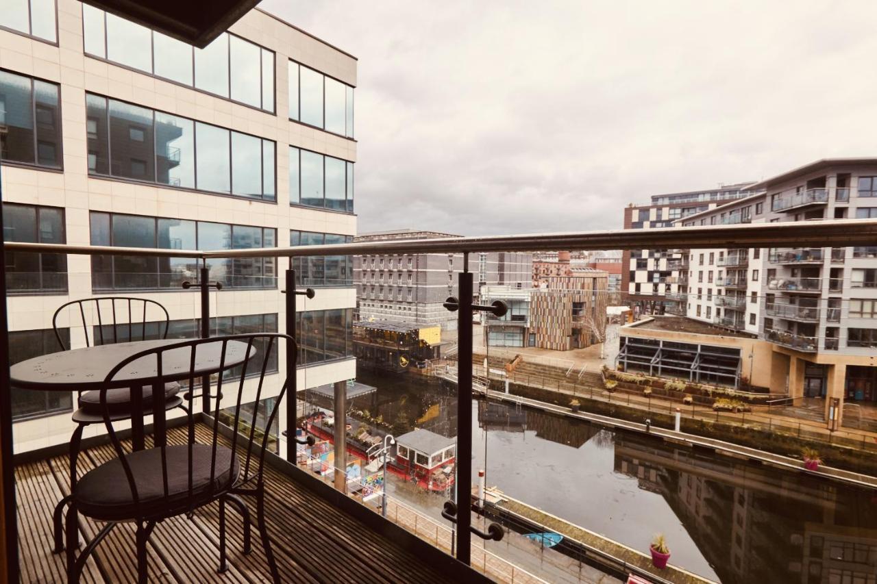 Deluxe City Apt Riverside Balcony &Free Parking Leeds (West Yorkshire) Exterior photo
